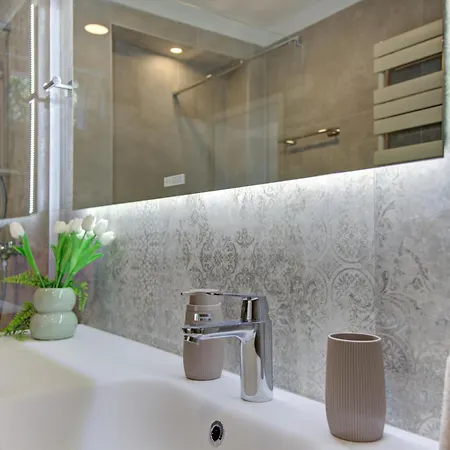 Delux Angie With Free Parking